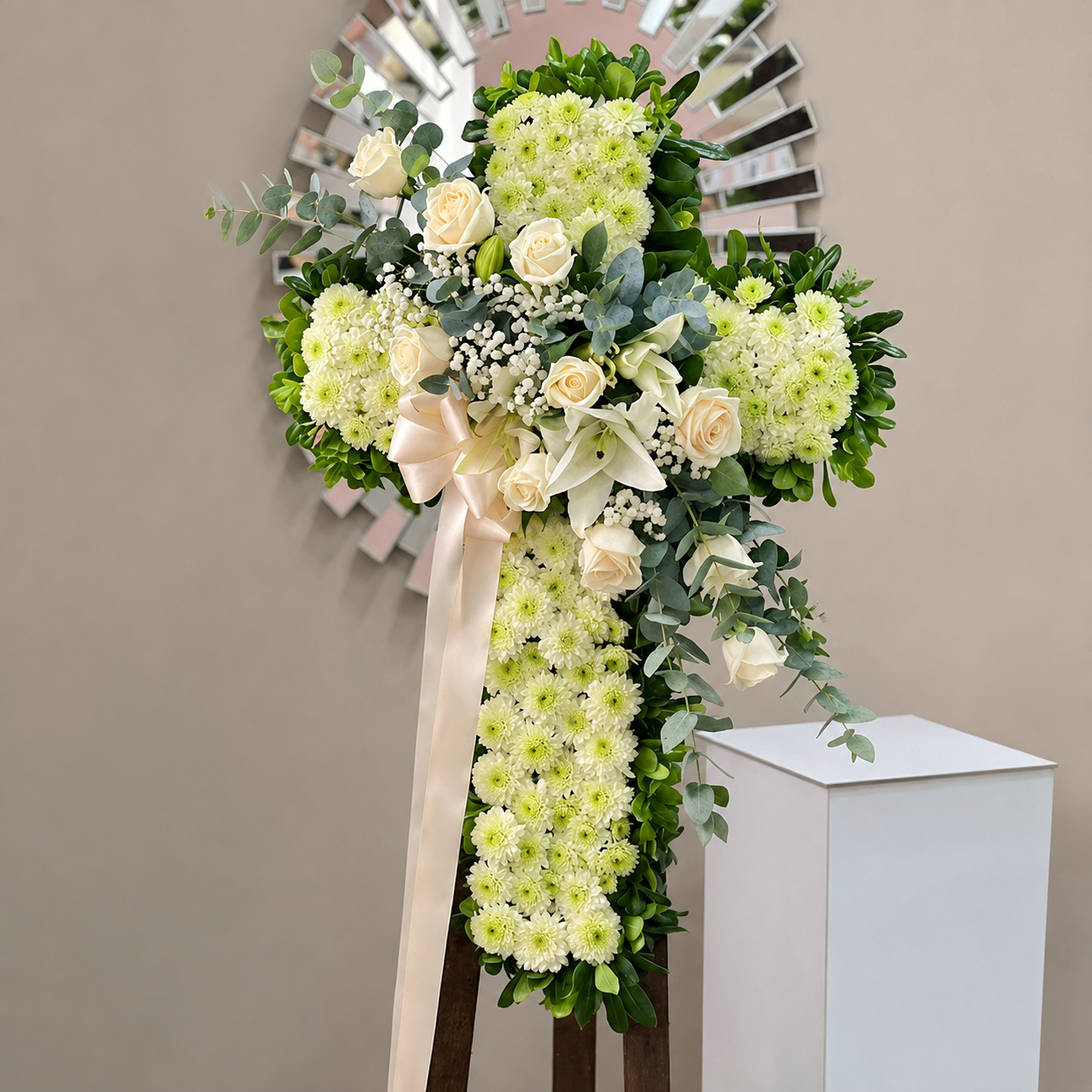 Cruz Floral Blanca y Verde