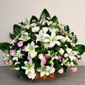 Arreglo Lirios y Claveles Rosados
